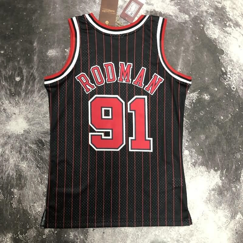 Chicago Bulls 1995/96 Black Classics Basketball Jersey (Hot Press)