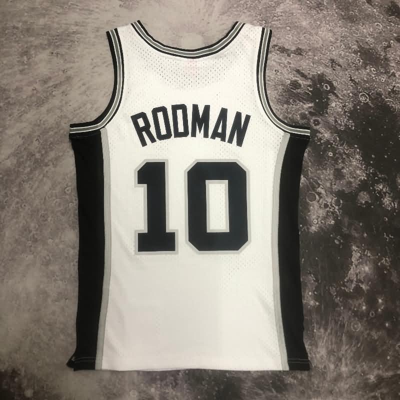 San Antonio Spurs 1993/94 White Classics Basketball Jersey (Hot Press)