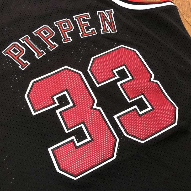 Chicago Bulls 1997/98 Black #33 PIPPEN Finals Classics Basketball Jersey (Closely Stitched)