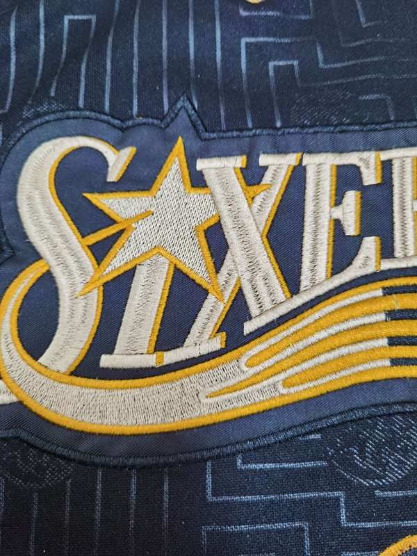 Philadelphia 76ers 2000/01 Black #3 IVERSON Classics Basketball Jersey (Closely Stitched)