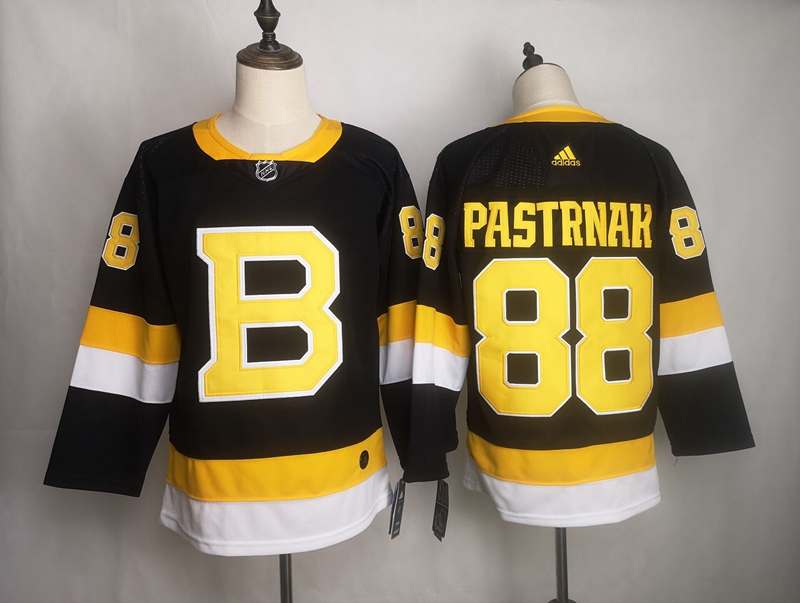 Boston Bruins Black #88 PASTRNAK Classics NHL Jersey