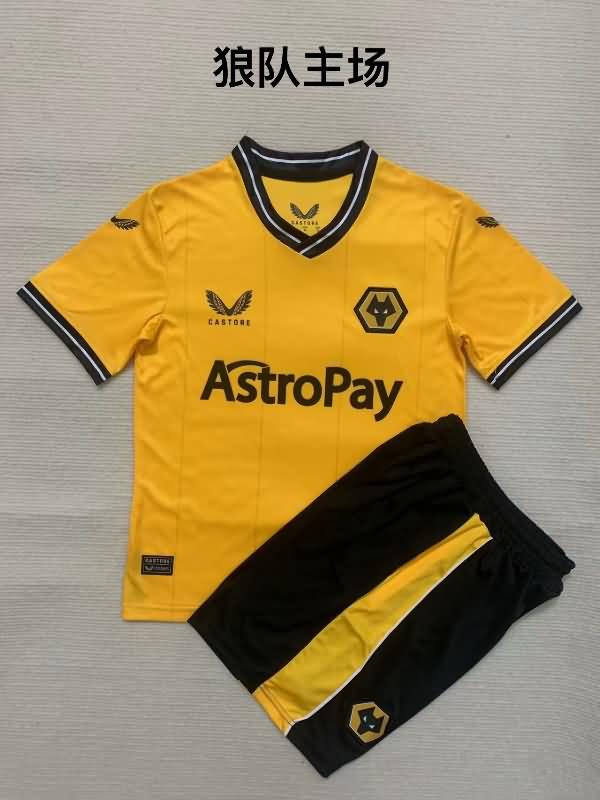 Wolves Soccer Jersey Home Replica 23/24