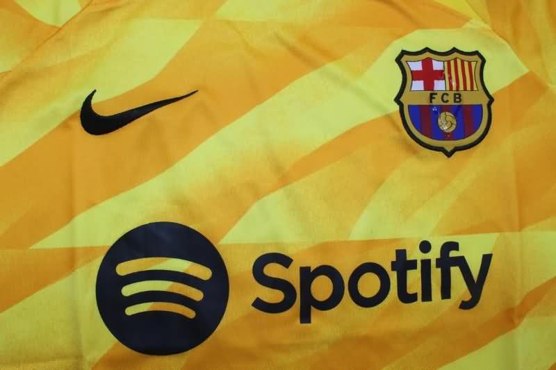 Barcelona Soccer Jersey Goalkeeper Yellow Replica 23/24
