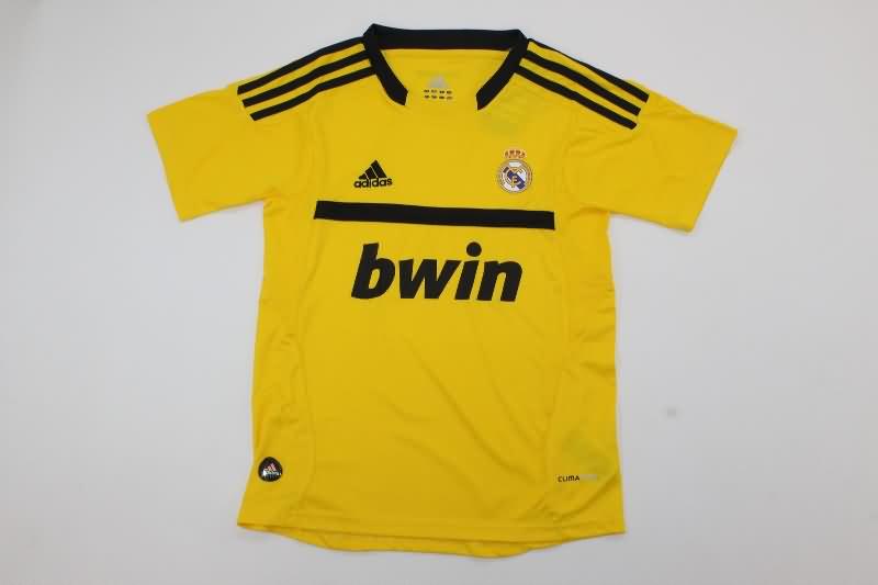 Kids Real Madrid Soccer Jersey Goalkeeper Yellow Replica 11/12