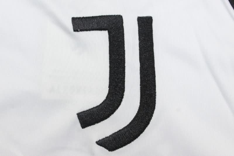 Juventus Soccer Jersey White Polo Replica 23/24