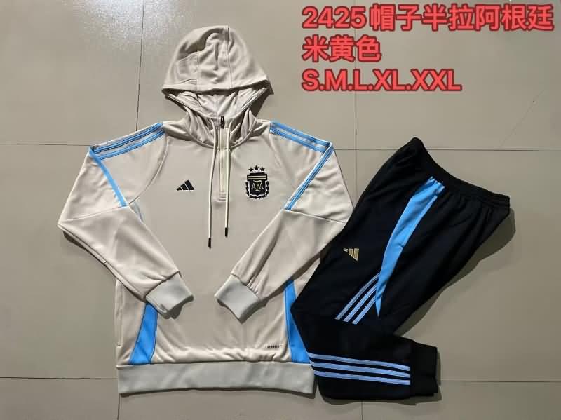 Argentina SoccerTracksuit 02 Gold Replica 2024