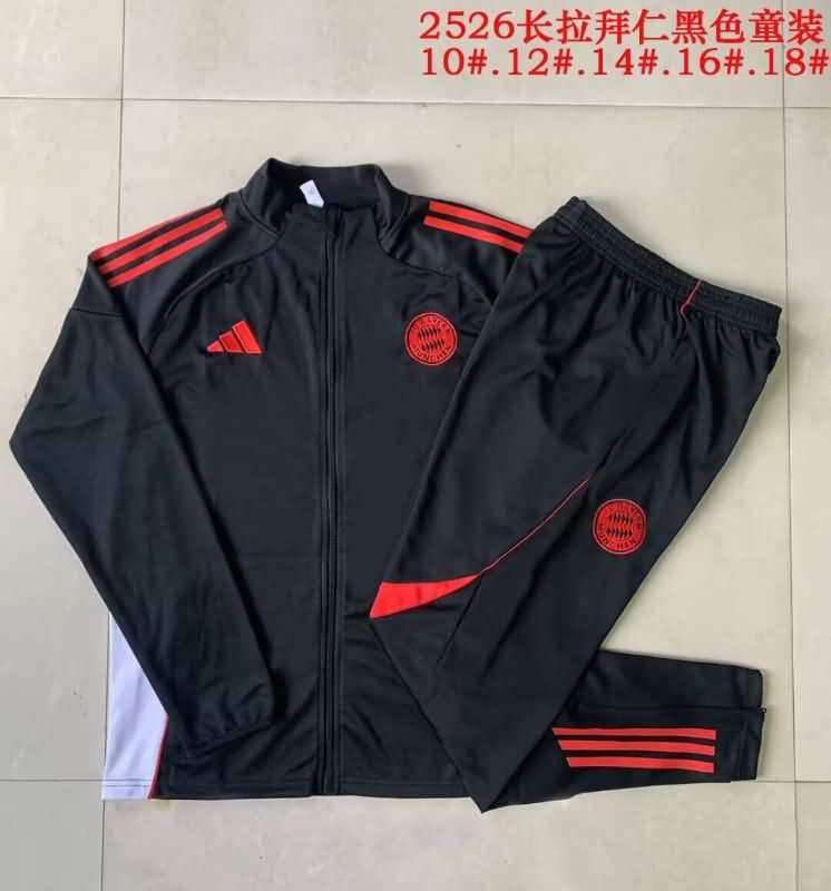 Kids AAA Quality Bayern Munich 24/25 Black Soccer Tracksuit 02