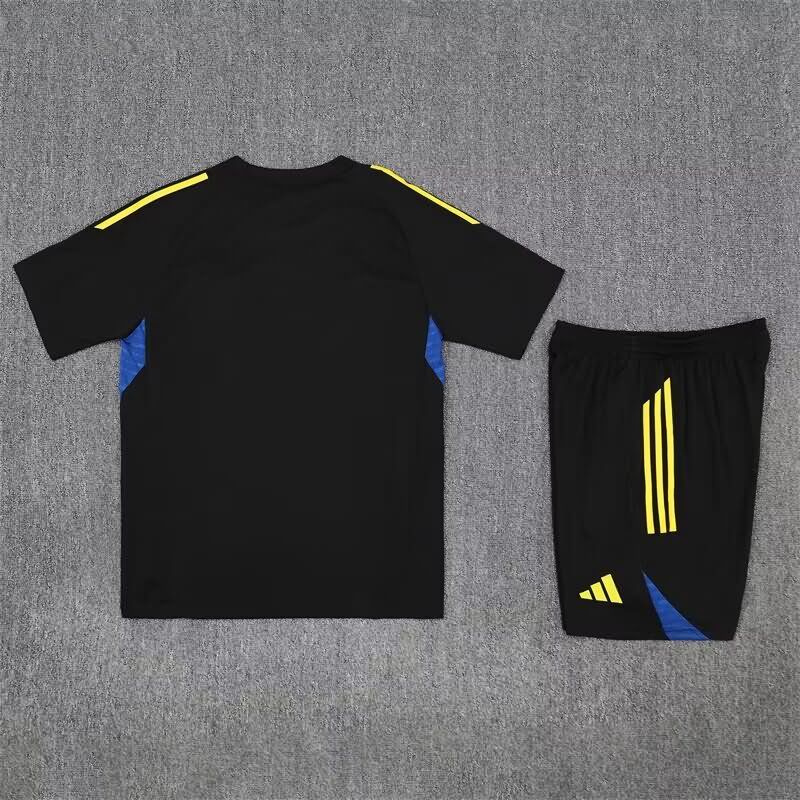 AAA Quality Manchester United 24/25 Black Soccer Training Sets 02