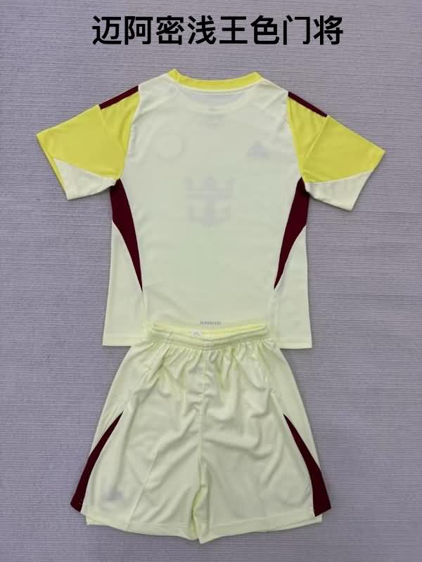 Inter Miami Soccer Jersey Goalkeeper Yellow Replica 2025