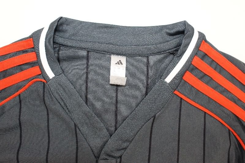 AAA Quality Bayern Munich 25/26 Travel Soccer Jersey