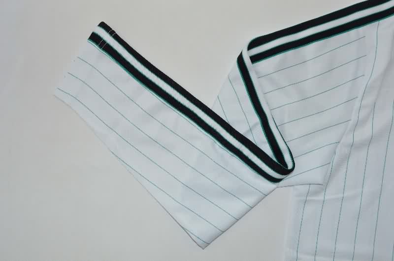 AAA Quality Liverpool 25/26 White Long Sleeve Soccer Jersey