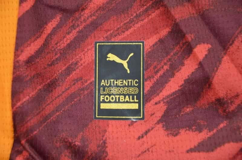 AAA Quality Marseilles 25/26 Goalkeeper Red Soccer Jersey