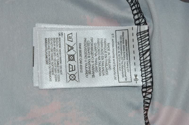 AAA Quality Newcastle United 25/26 Training Soccer Jersey