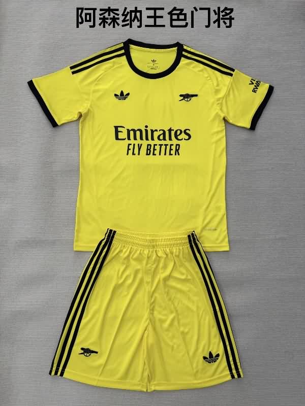 Kids Arsenal 25/26 Goalkeeper Yellow Soccer Jersey And Shorts 02