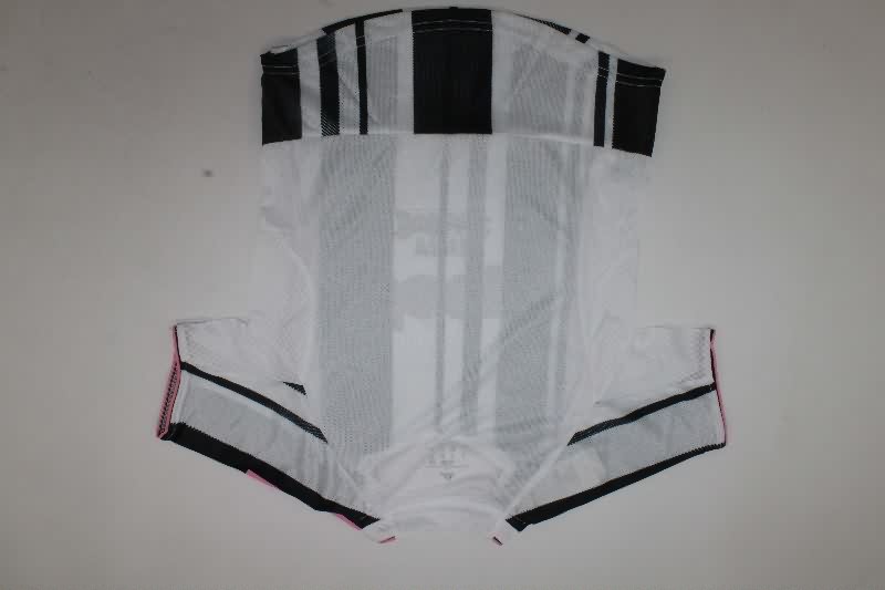 Kids Juventus 25/26 Home Soccer Jersey And Shorts (Player)