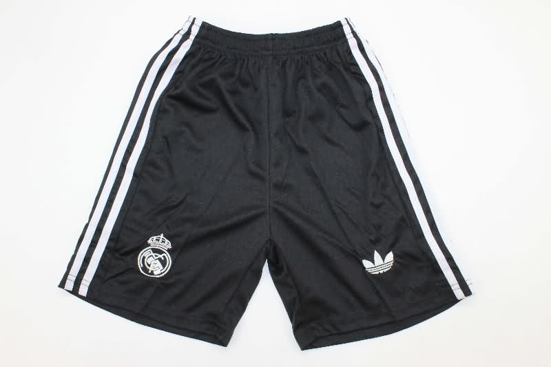 Kids Real Madrid 25/26 Goalkeeper Black Soccer Jersey And Shorts Leaked