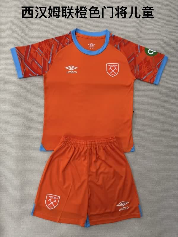 Kids West Ham 25/26 Goalkeeper Orange Soccer Jersey And Shorts Kids West Ham 25/26 Goalkeeper Orange Soccer Jersey And Shorts