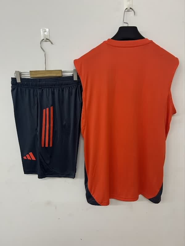 AAA Quality Bayern Munich 25/26 Orange Soccer Training Sets 02