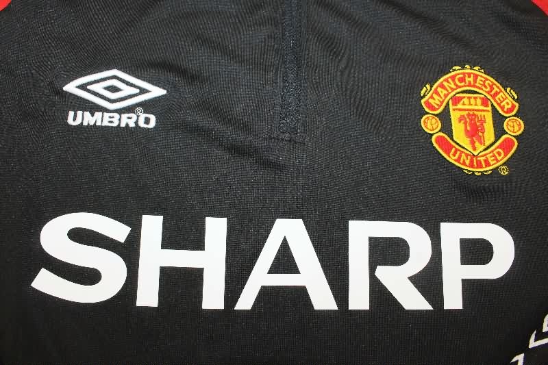 AAA Quality Manchester United 1998/99 Black Soccer Sweater