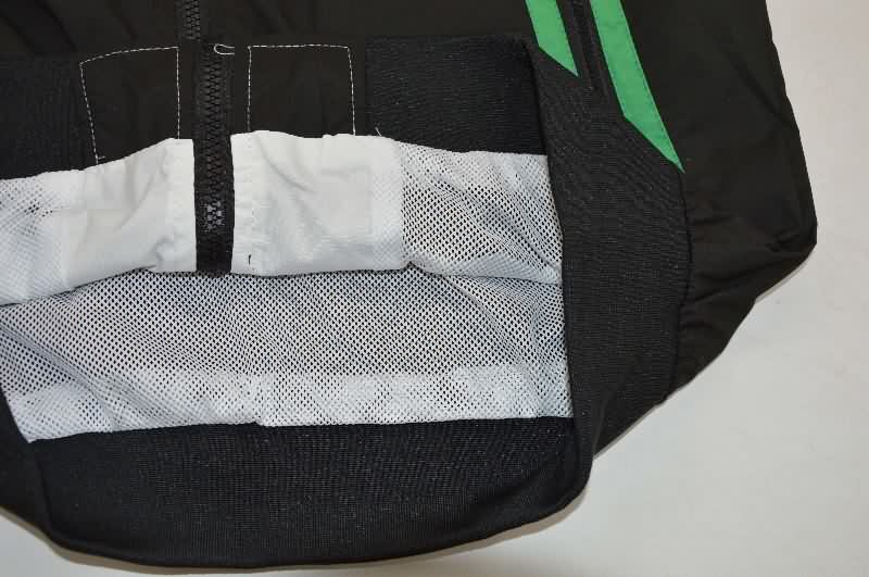 AAA Quality Real Betis 25/26 White Black Soccer Windbreaker