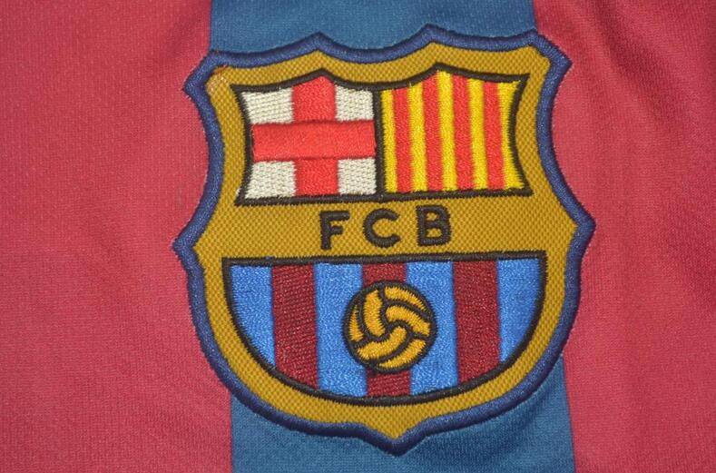 Barcelona Soccer Jersey Home Retro Replica 2005/06