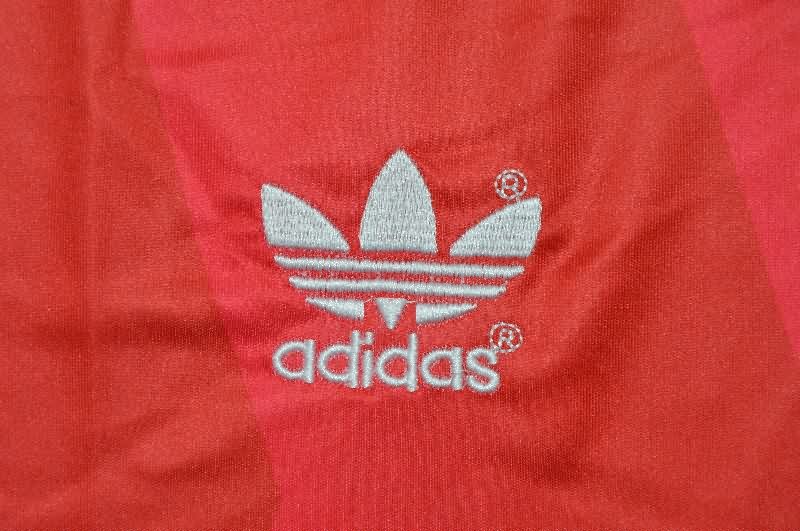 AAA Quality Bulgaria 1986 Away Retro Soccer Jersey