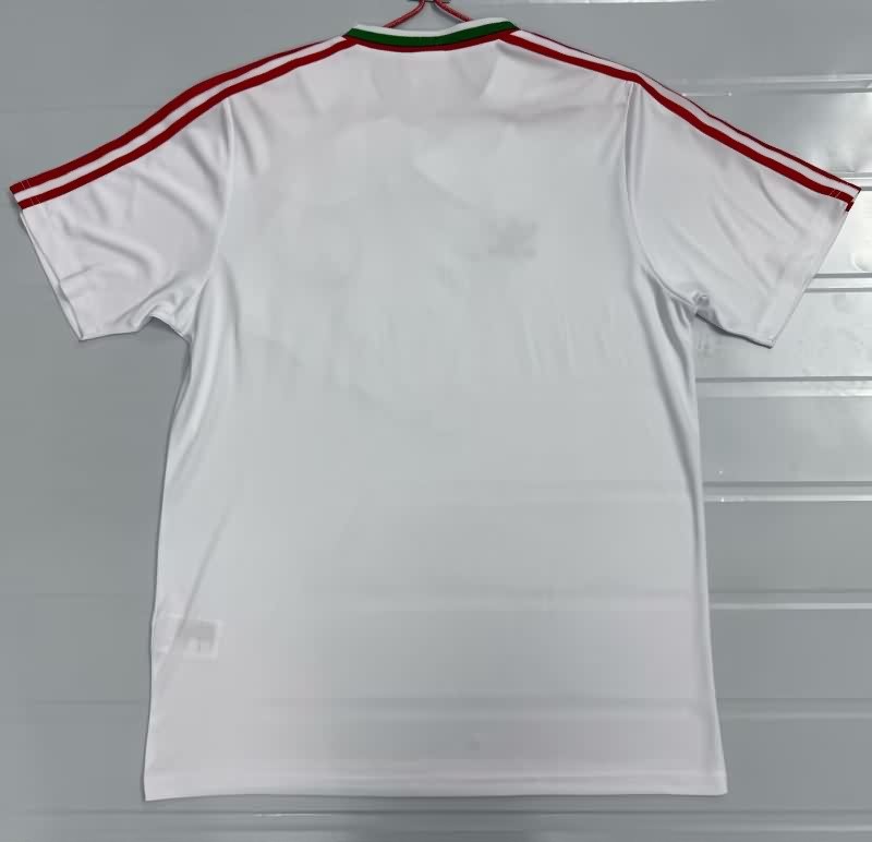 AAA Quality Bulgaria 1986 Home Retro Soccer Jersey