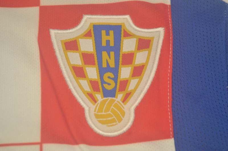 Croatia Soccer Jersey Home Retro Replica 2002