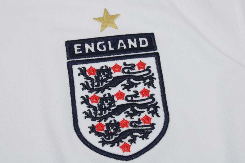 England Soccer Jersey Home Retro Replica 2006