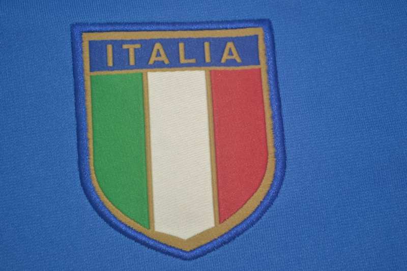 Italy Soccer Jersey Home Retro Replica 1982