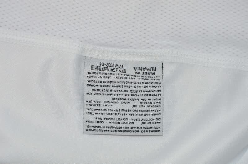 AAA Quality Italy 2002 Away Retro Soccer Jersey