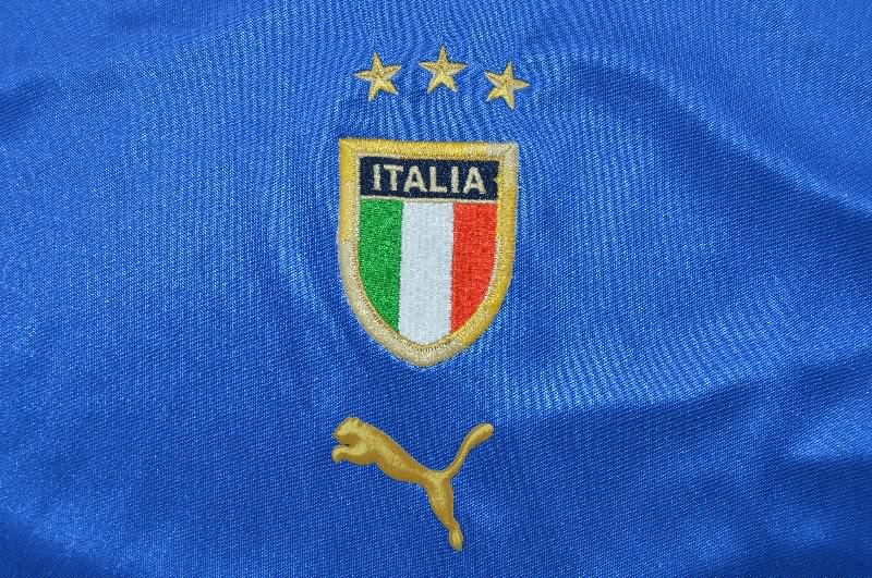 AAA Quality Italy 2004 Home Retro Soccer Jersey