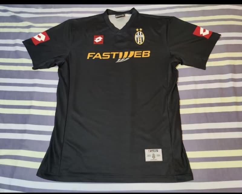 Juventus Soccer Jersey Away Retro Replica 2001/02