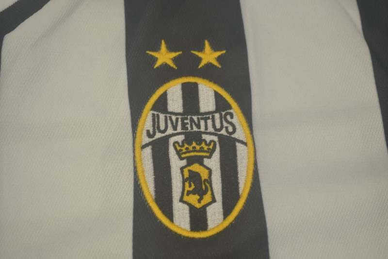 Juventus Soccer Jersey Home Retro Replica 2001/02