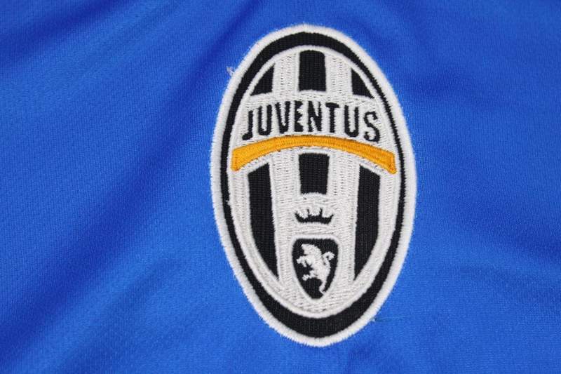 Juventus Soccer Jersey Away Retro Replica 2004/05