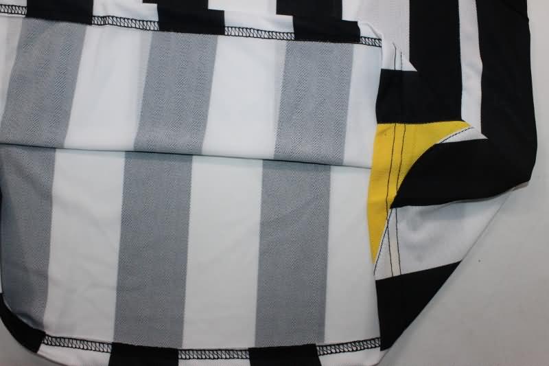 Juventus Soccer Jersey Home Retro Replica 2005/06