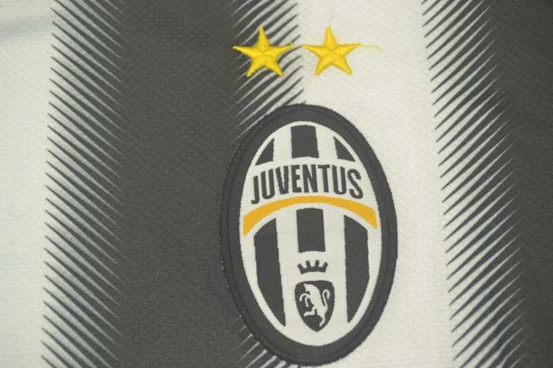 Juventus Soccer Jersey Home Retro Replica 2011/12