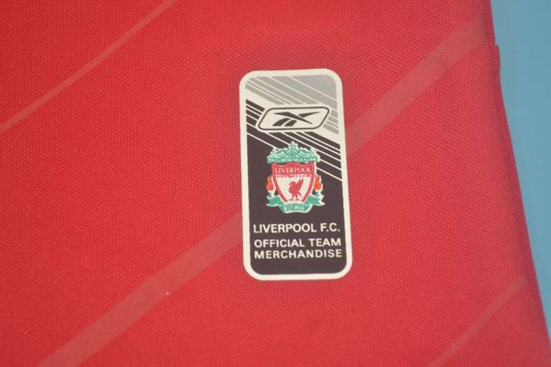 Liverpool Soccer Jersey Home Retro Replica 2005/06