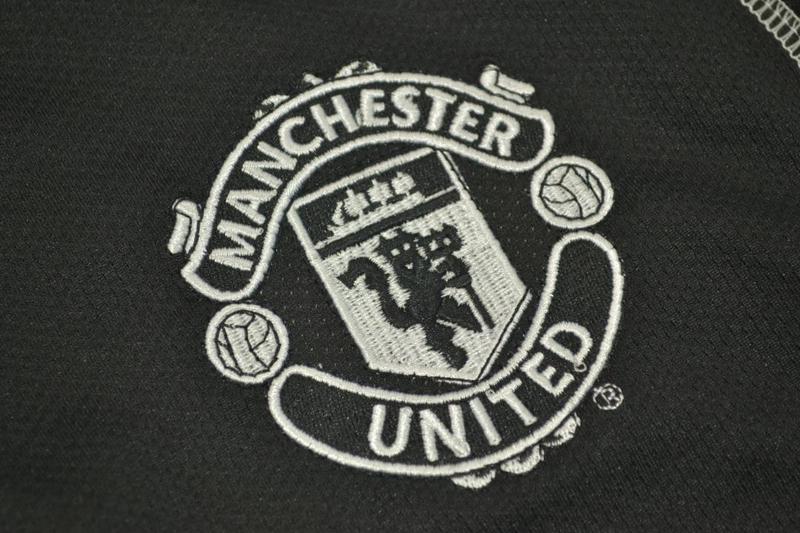 Manchester United Soccer Jersey GK Black Long Retro Replica 2000/02
