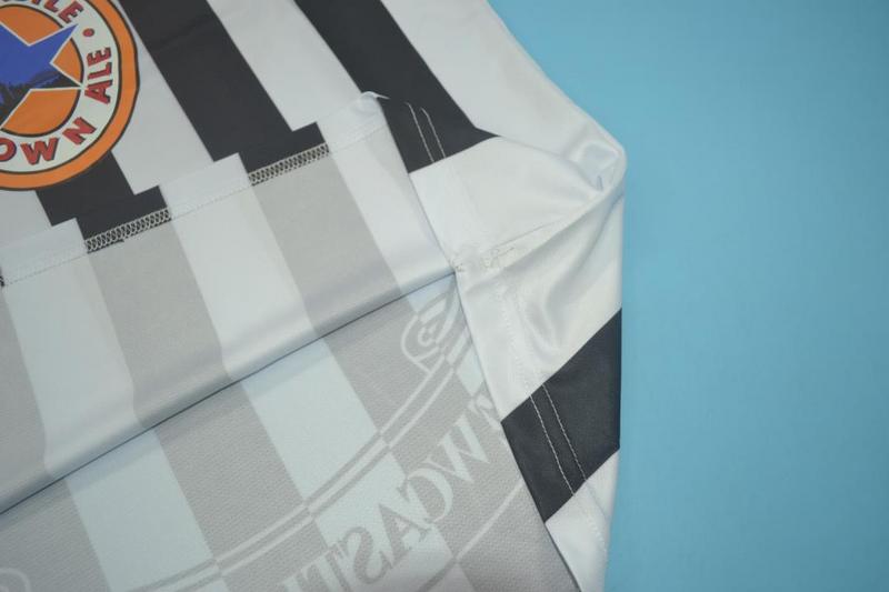 Newcastle United Soccer Jersey Home Retro Replica 1997/99