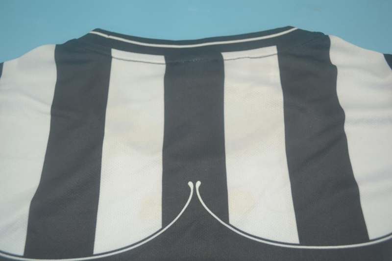 Newcastle United Soccer Jersey Home Long Retro Replica 1997/99