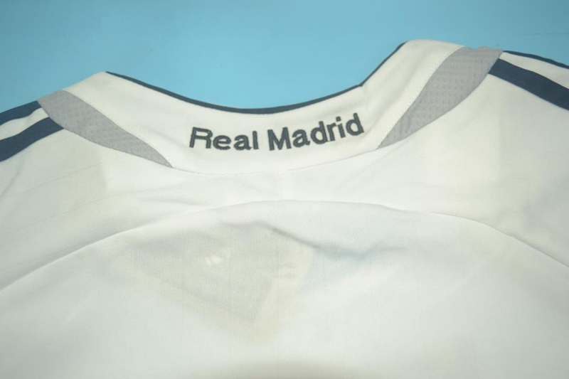 Real Madrid Soccer Jersey Home Long Retro Replica 2006/07