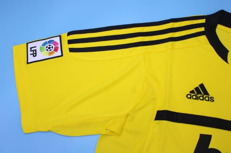 Real Madrid Soccer Jersey Goalkeeper Yellow Retro Replica 2011/12