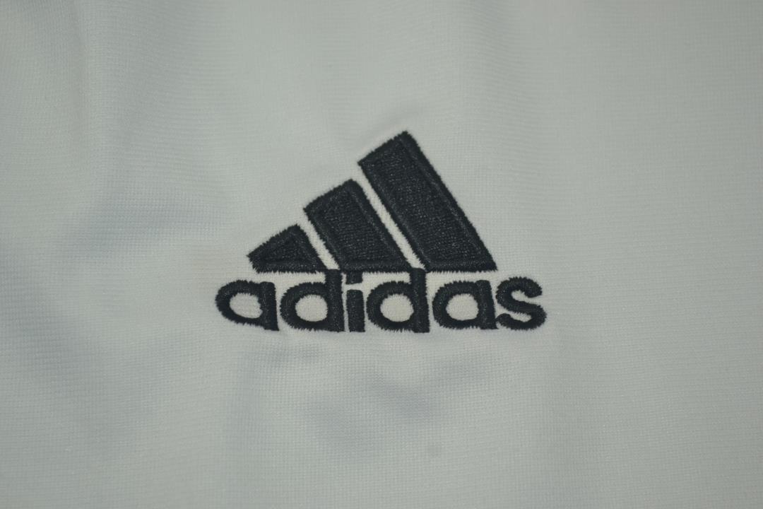 Real Madrid Soccer Jersey Home Retro Replica 2005/06