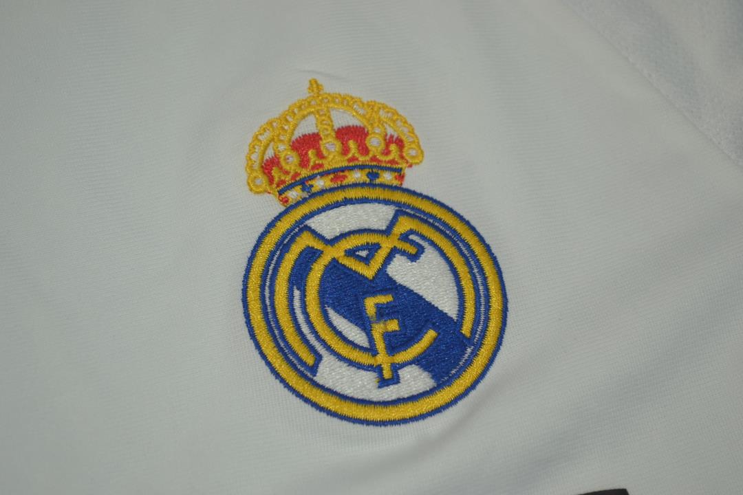 Real Madrid Soccer Jersey Home Retro Replica 2005/06