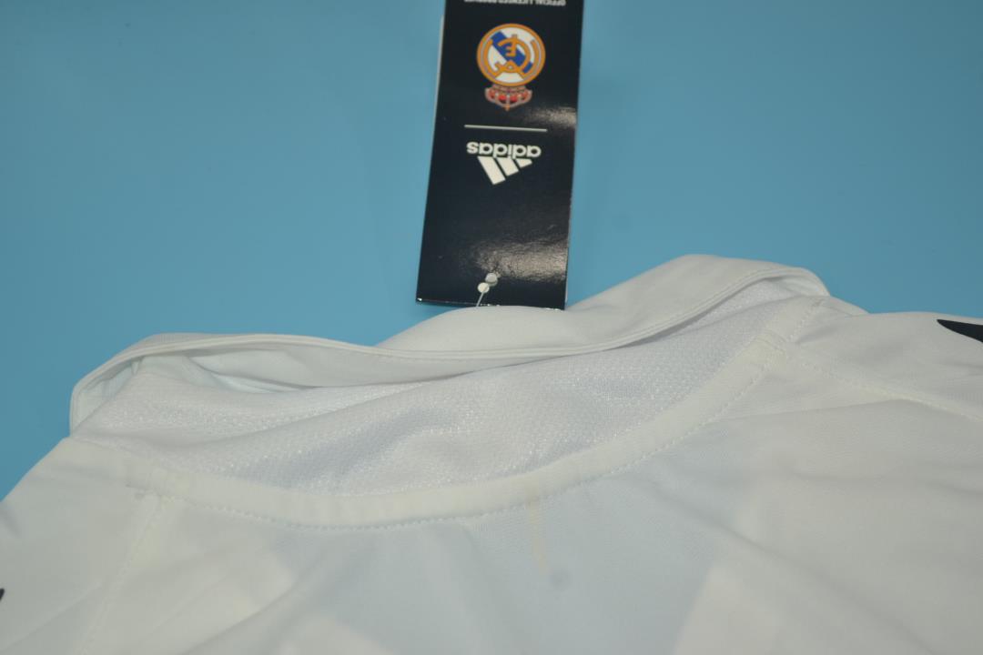 Real Madrid Soccer Jersey Home Retro Replica 2005/06