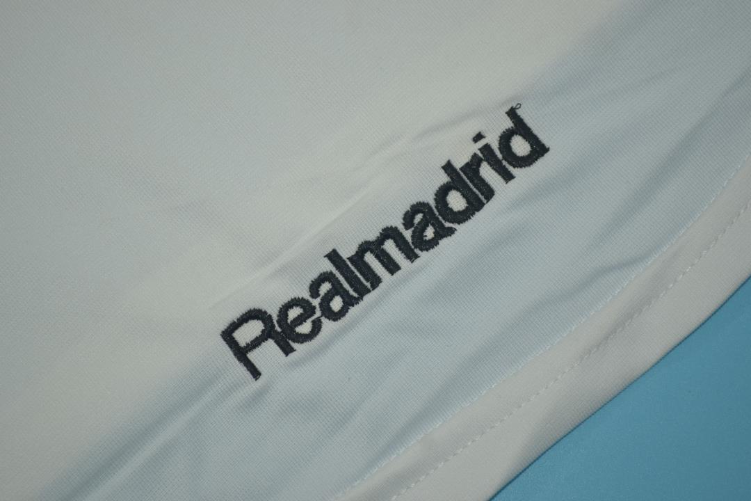Real Madrid Soccer Jersey Home Retro Replica 2005/06