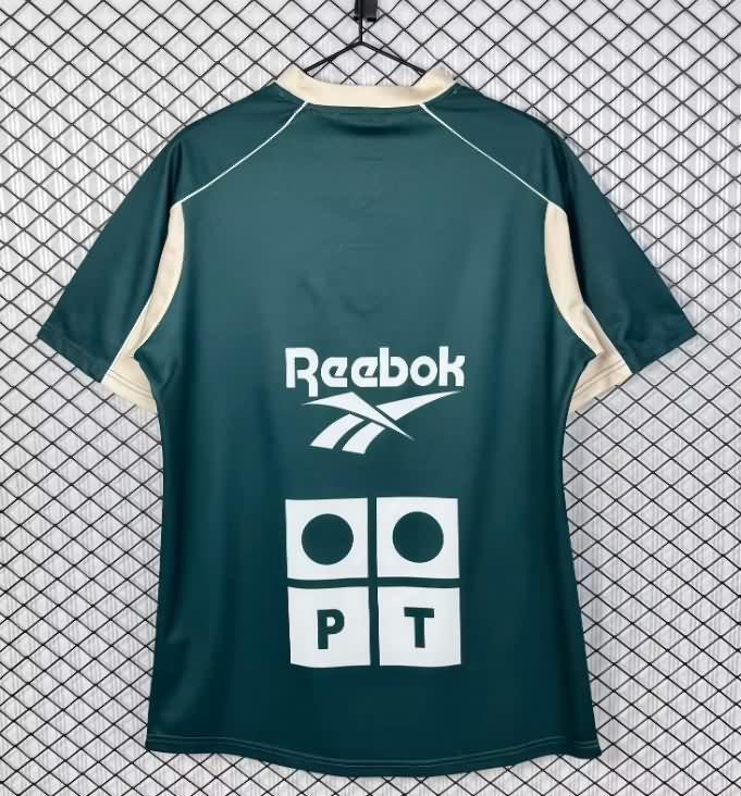 AAA Quality Sporting Lisbon 2000/01 Training Retro Soccer Jersey