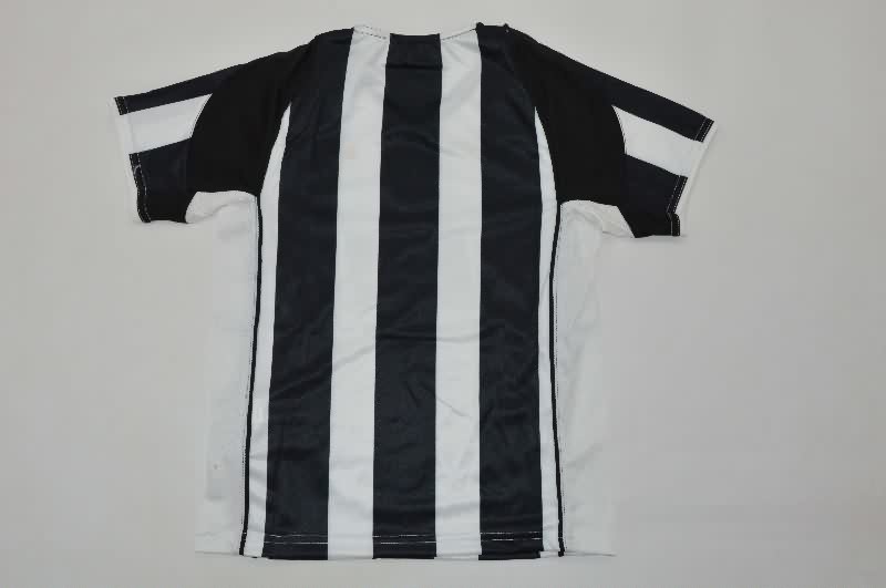 Kids Juventus 2004/05 Home Soccer Jersey And Shorts