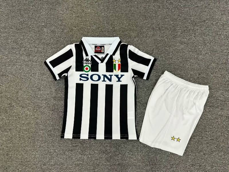 Kids Juventus 1995/96 Home Soccer Jersey And Shorts